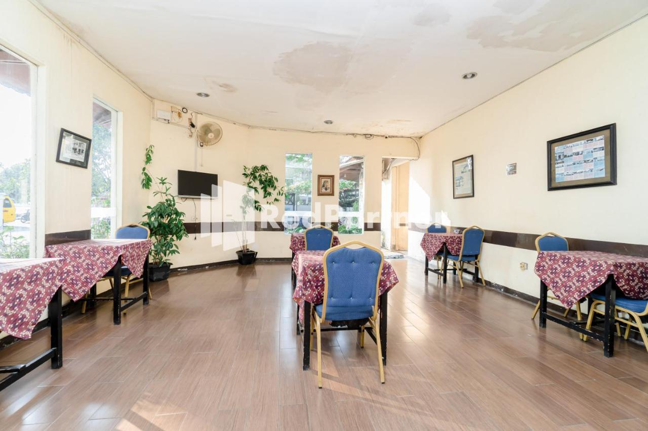Cherry Pink Hotel Medan Mitra Reddoorz Екстериор снимка